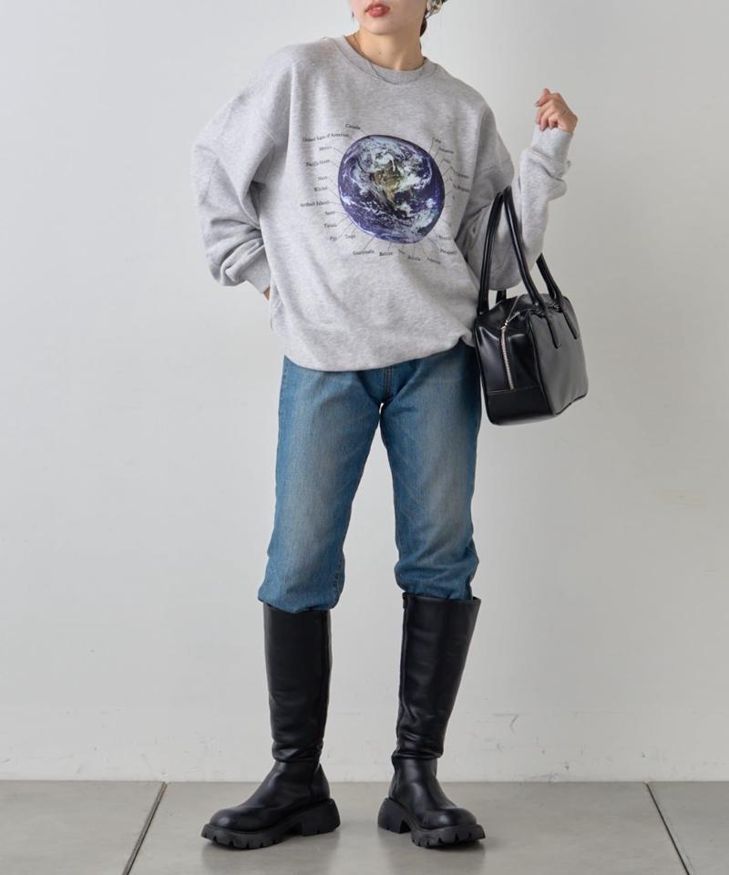 MOON/EARTHスウェット