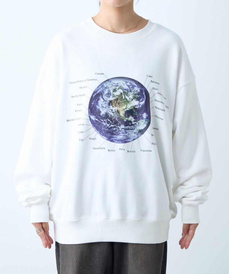 MOON/EARTHスウェット