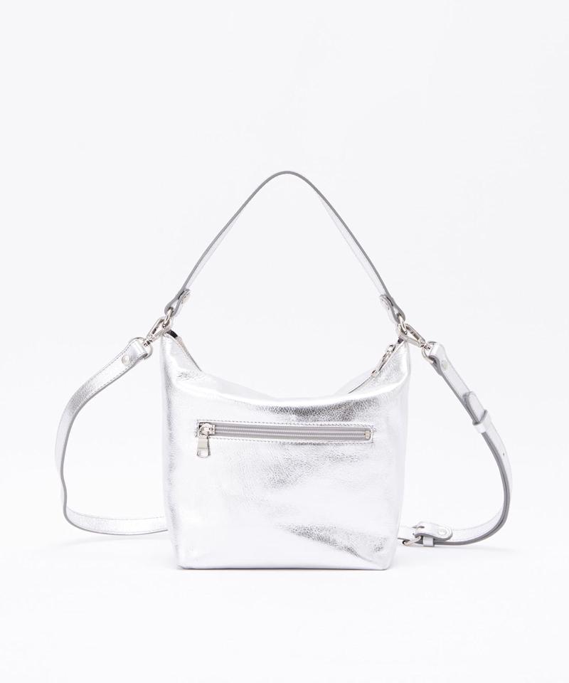 【名品】ソフトレザーシンプルショルダーバッグ［silver］