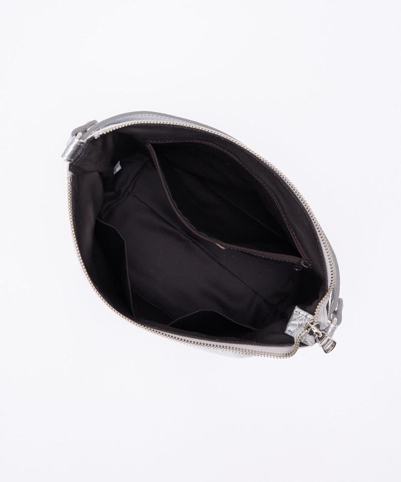 【名品】ソフトレザーシンプルショルダーバッグ［silver］
