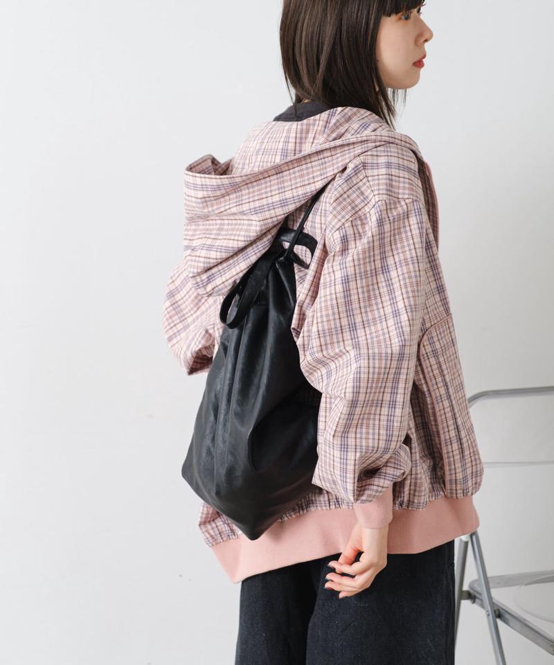 【WHIMSIC/WEB限定/新色】ヴィーガンレザーナップサック