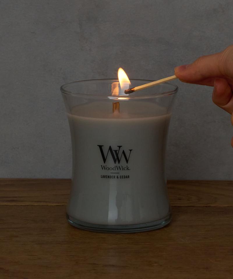 WoodWick ジャーキャンドル Mサイズ