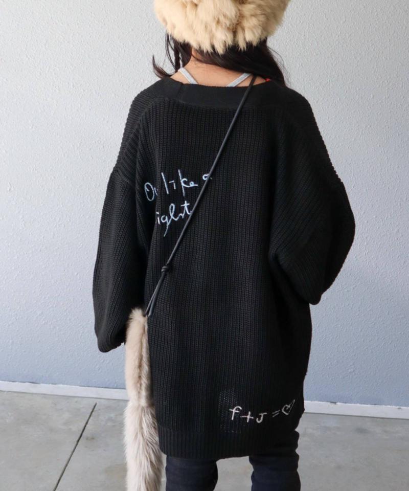 【KIDS】ポイント刺繍ニットカーデ