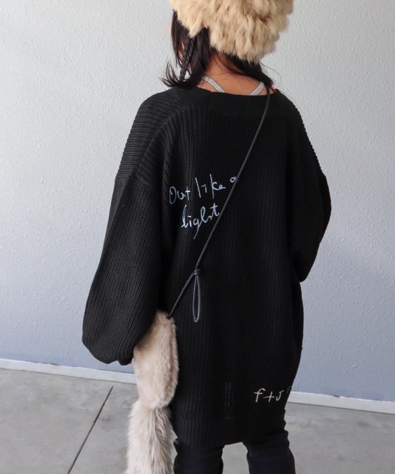 【KIDS】ポイント刺繍ニットカーデ