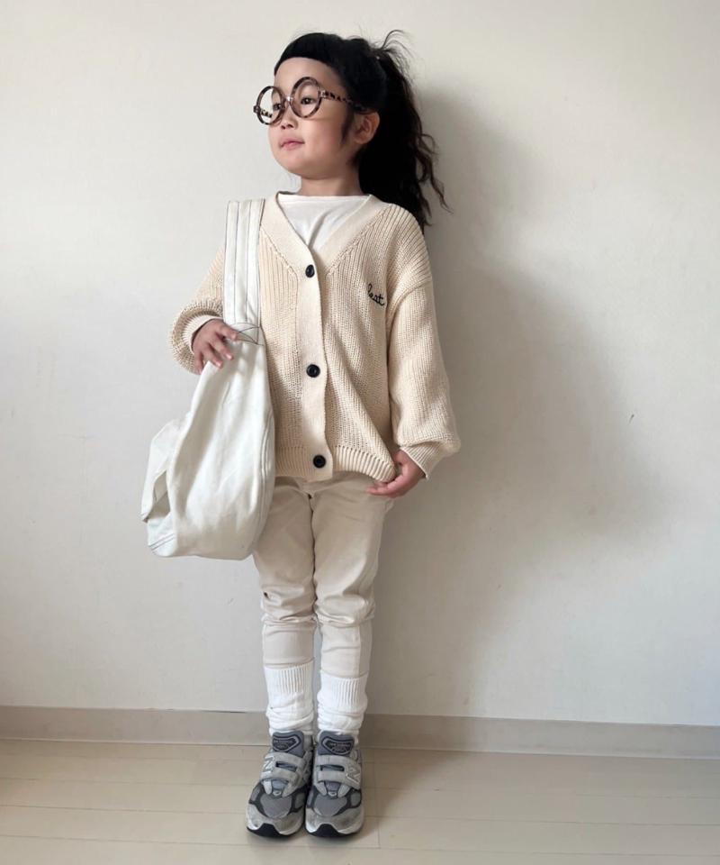 【KIDS】ポイント刺繍ニットカーデ