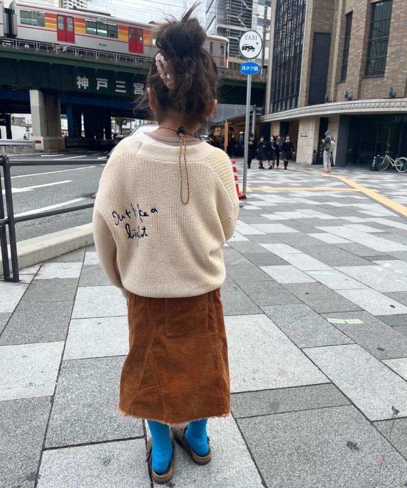 【KIDS】ポイント刺繍ニットカーデ