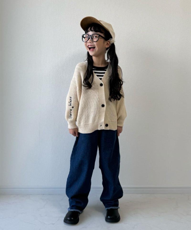 【KIDS】ポイント刺繍ニットカーデ