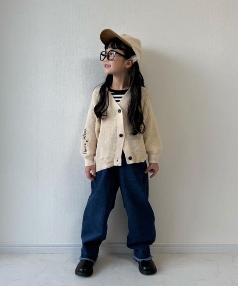 【KIDS】ポイント刺繍ニットカーデ