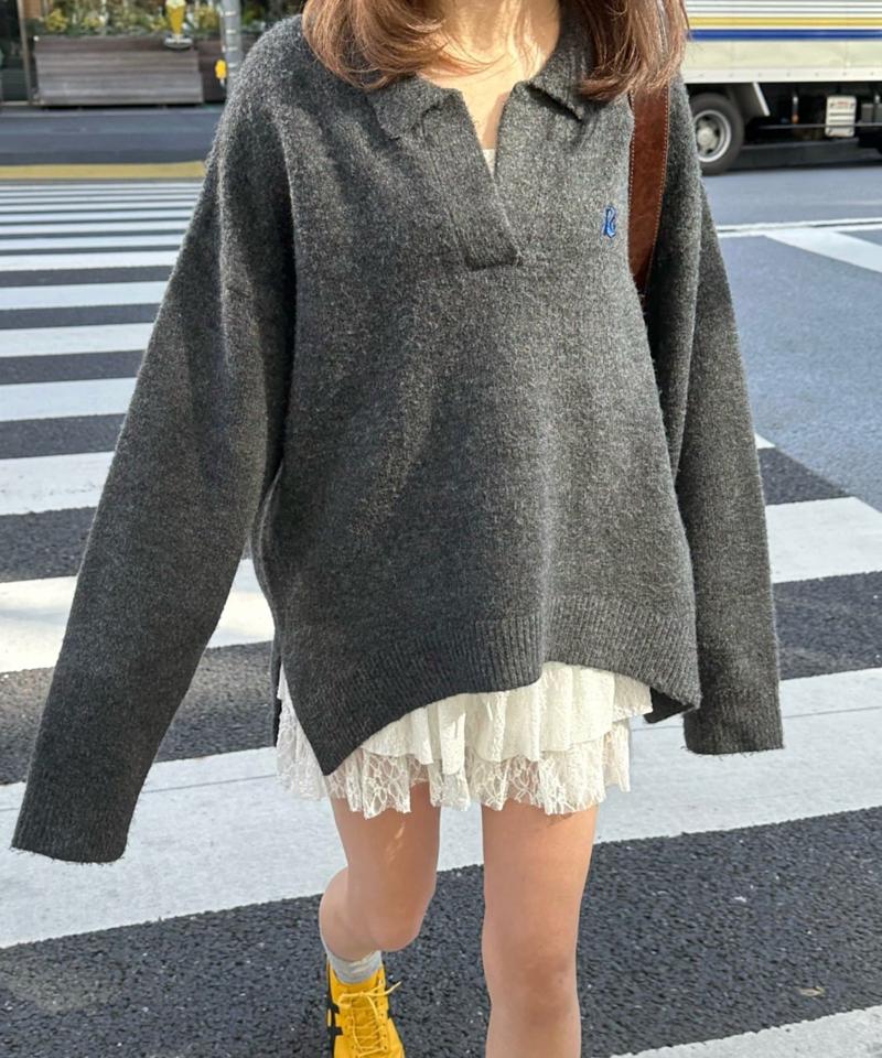 【WEB限定 / リバイバル】スキッパーポロ刺繍ニット　/　襟付きニット