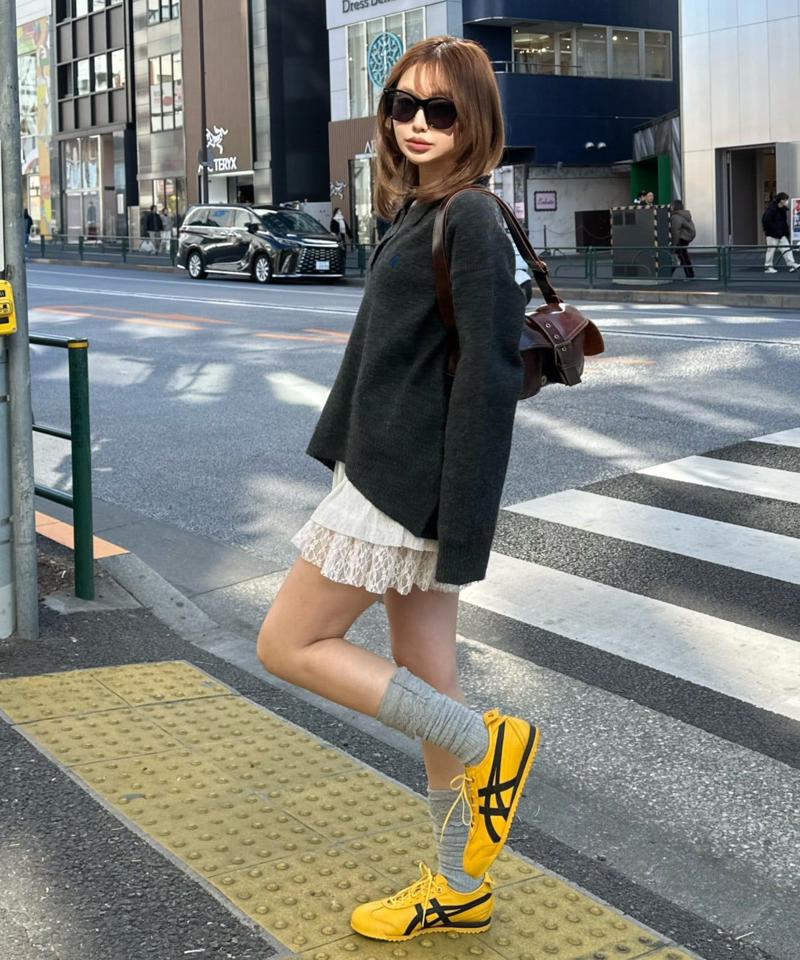 【WEB限定 / リバイバル】スキッパーポロ刺繍ニット　/　襟付きニット