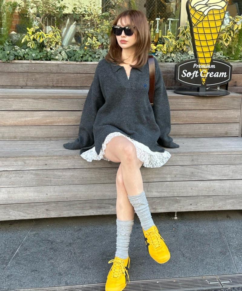 【WEB限定 / リバイバル】スキッパーポロ刺繍ニット　/　襟付きニット