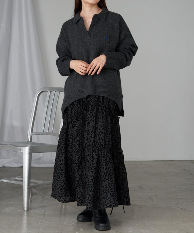 【WEB限定 / リバイバル】スキッパーポロ刺繍ニット　/　襟付きニット