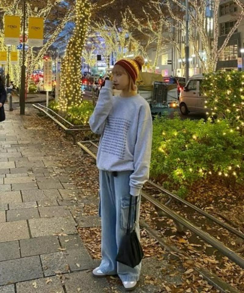 【WEB限定】【UNISEX】メッセージロゴ裏毛スウェット