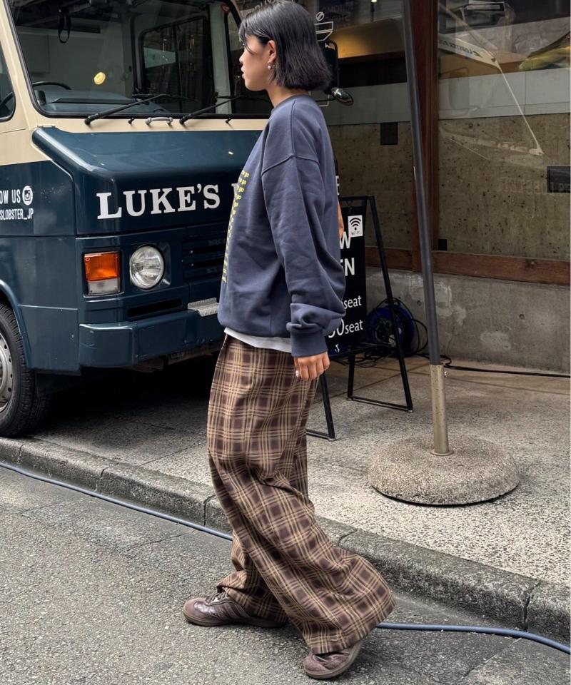 【WEB限定】【UNISEX】メッセージロゴ裏毛スウェット