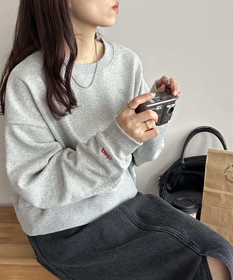 【新色追加/WEB限定】袖ロゴ刺繍ショートスウェット