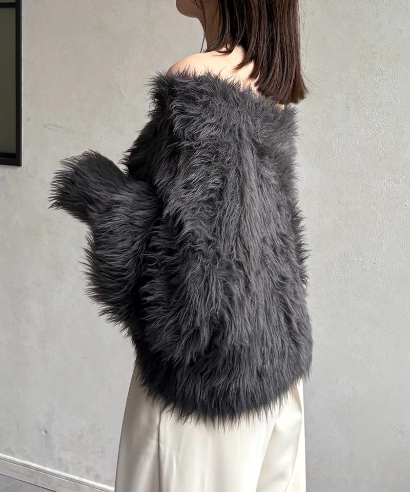 ショート丈ボリュームシャギーニット