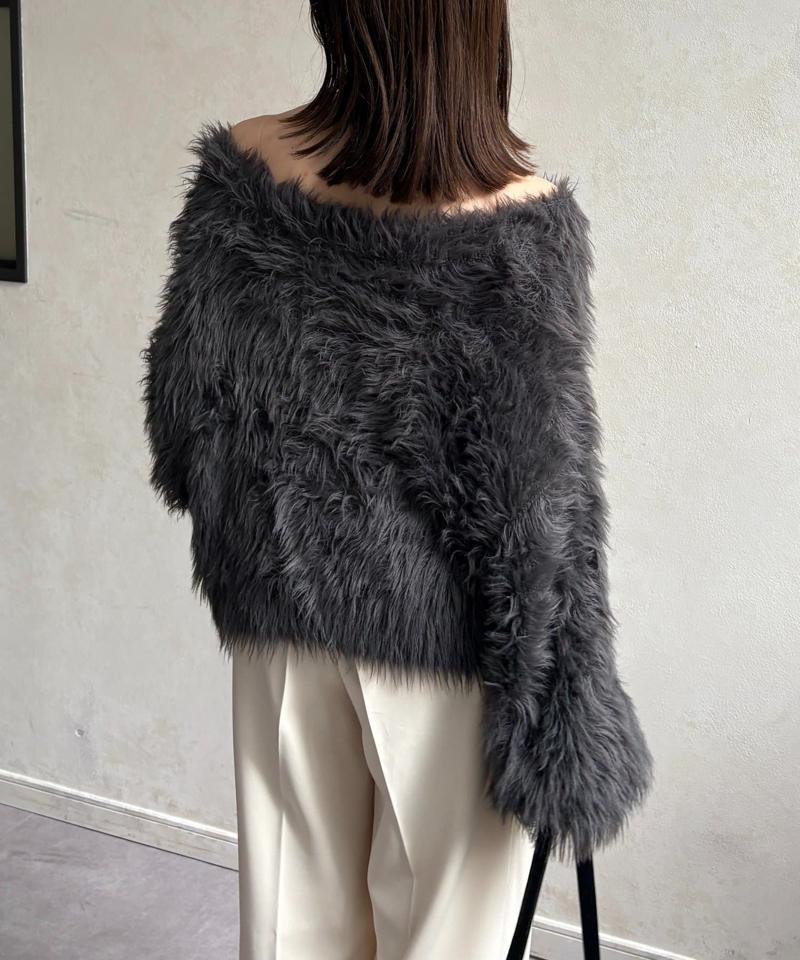 ショート丈ボリュームシャギーニット