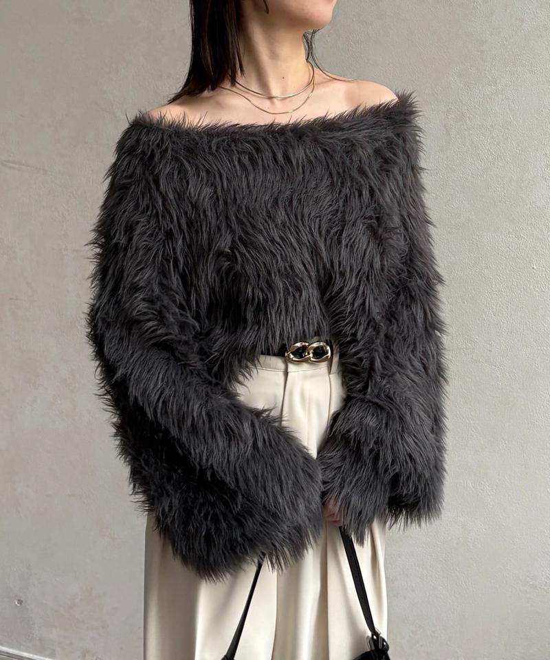 ショート丈ボリュームシャギーニット