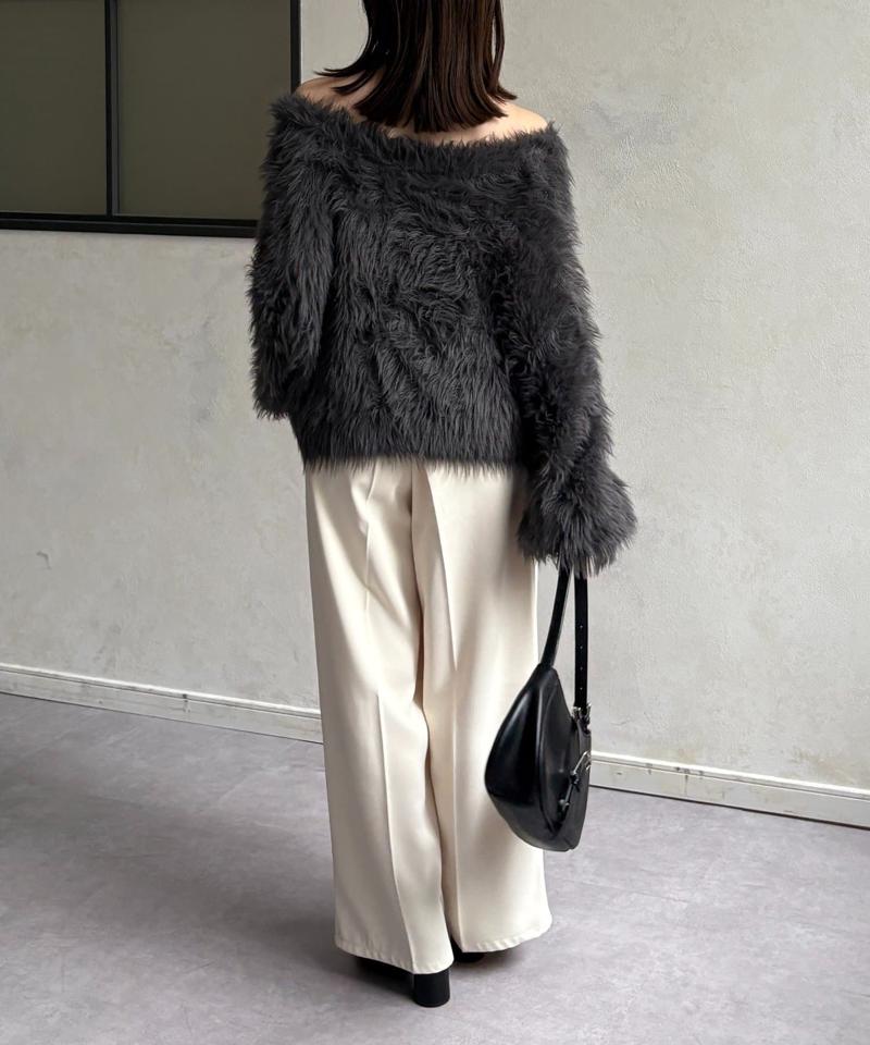 ショート丈ボリュームシャギーニット