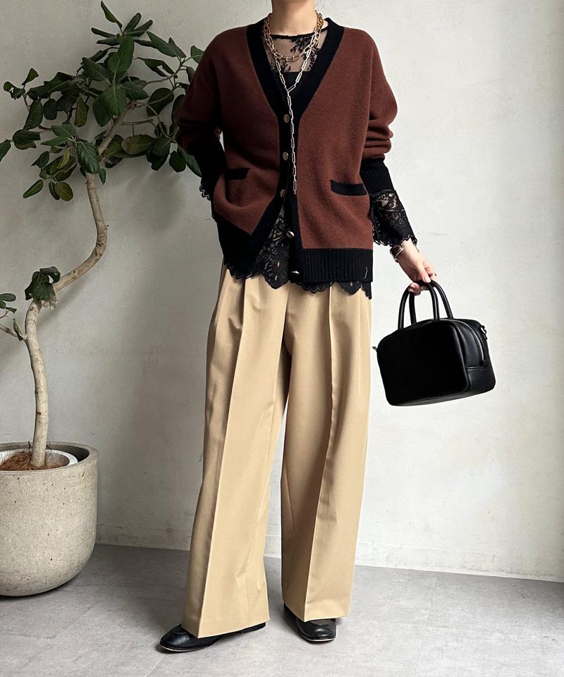 レースフレアブラウス