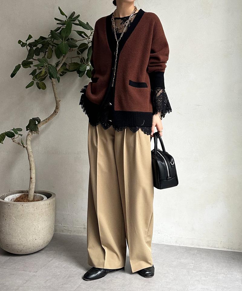 レースフレアブラウス