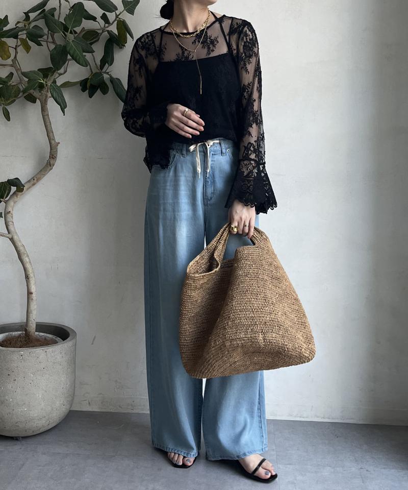 レースフレアブラウス