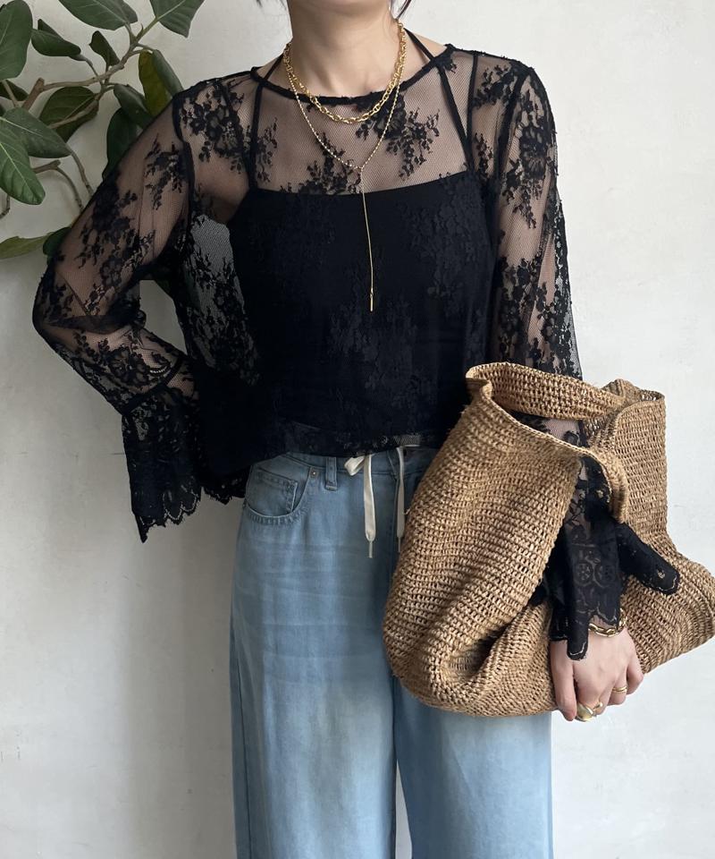 レースフレアブラウス