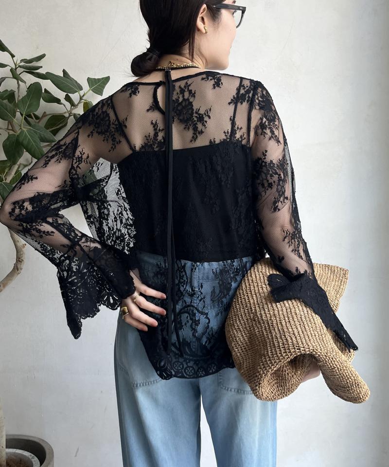 レースフレアブラウス