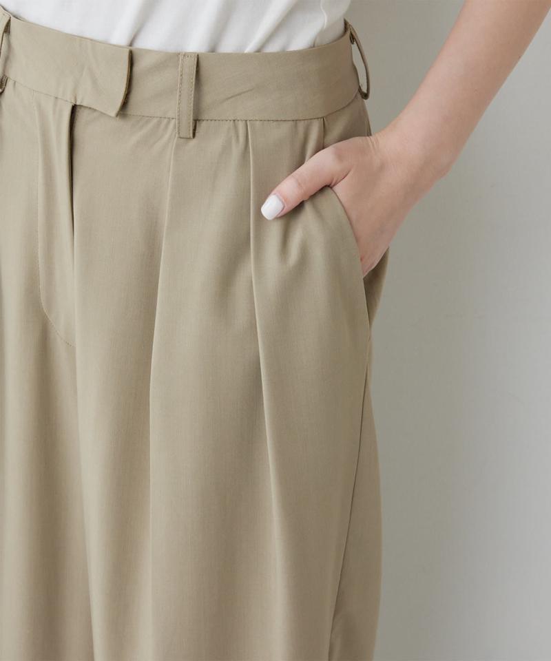 【新色BR登場】ダブルタックパンツ