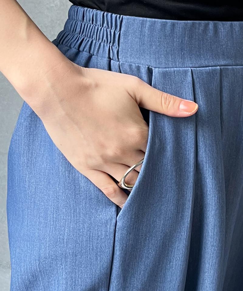 【細見え/4サイズ展開】デニムタックワイドパンツ
