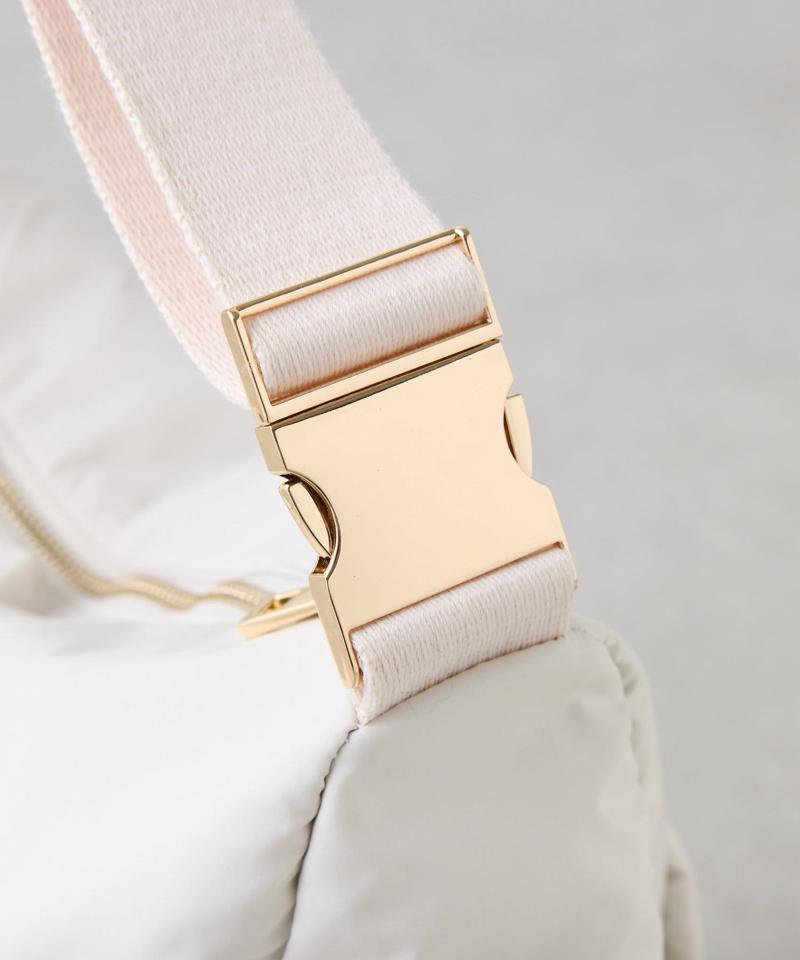 【軽量320g!ショルダー長さ調整可/A4対応】ナイロンテープショルダーバッグ