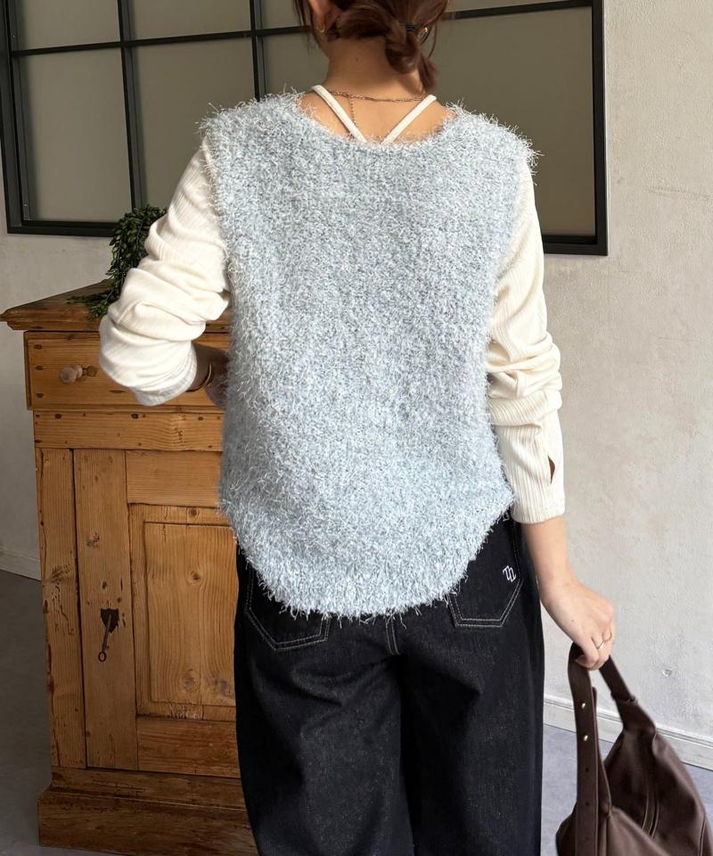 フェザーヤーンVネックベスト