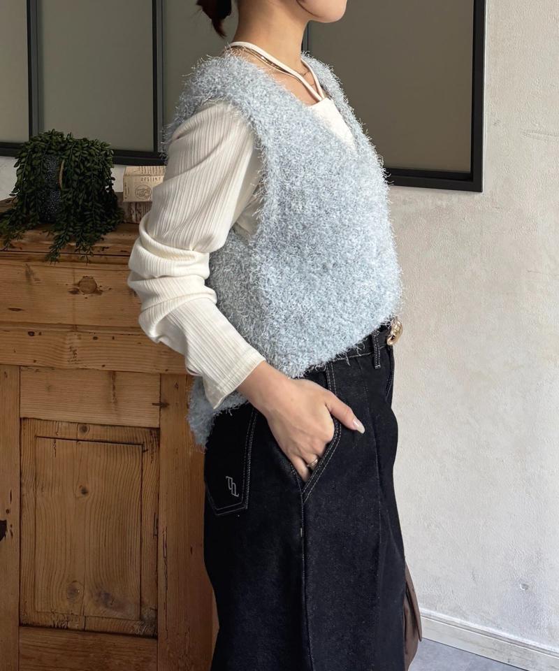 フェザーヤーンVネックベスト