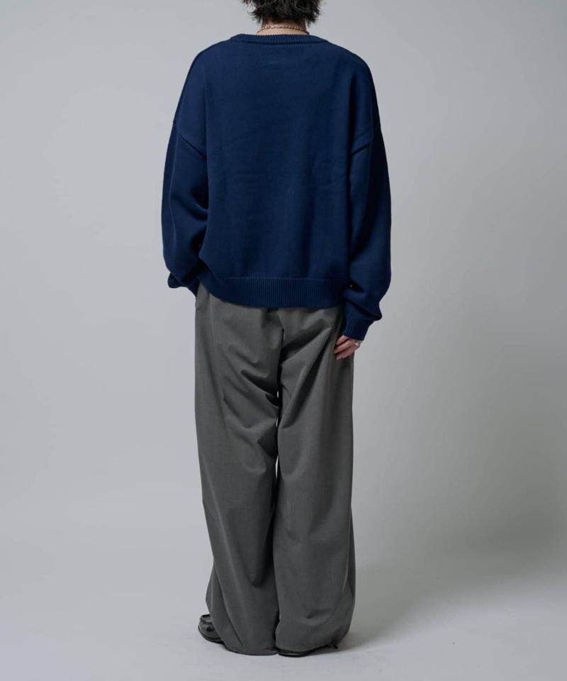 クロップドクルーネックニット