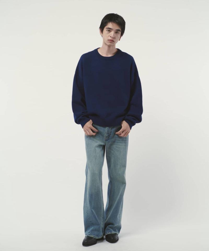 クロップドクルーネックニット