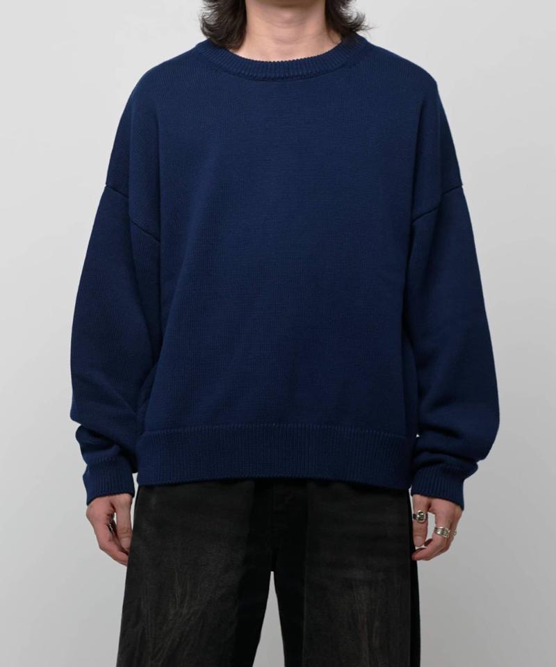 クロップドクルーネックニット