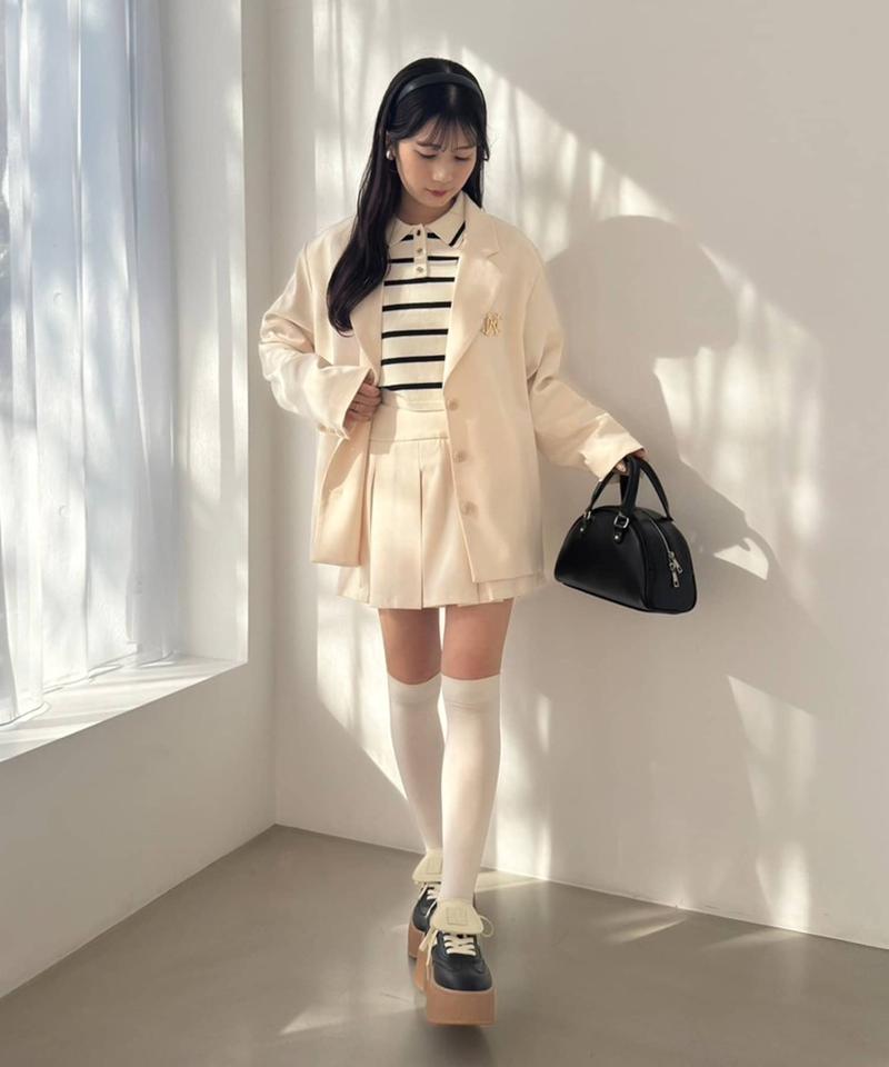 プレート付プリーツミニスカート