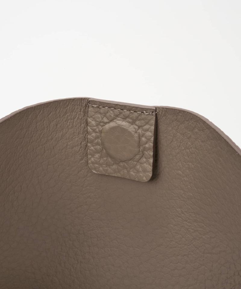 グッシオ ワンハンドルトート ALCE