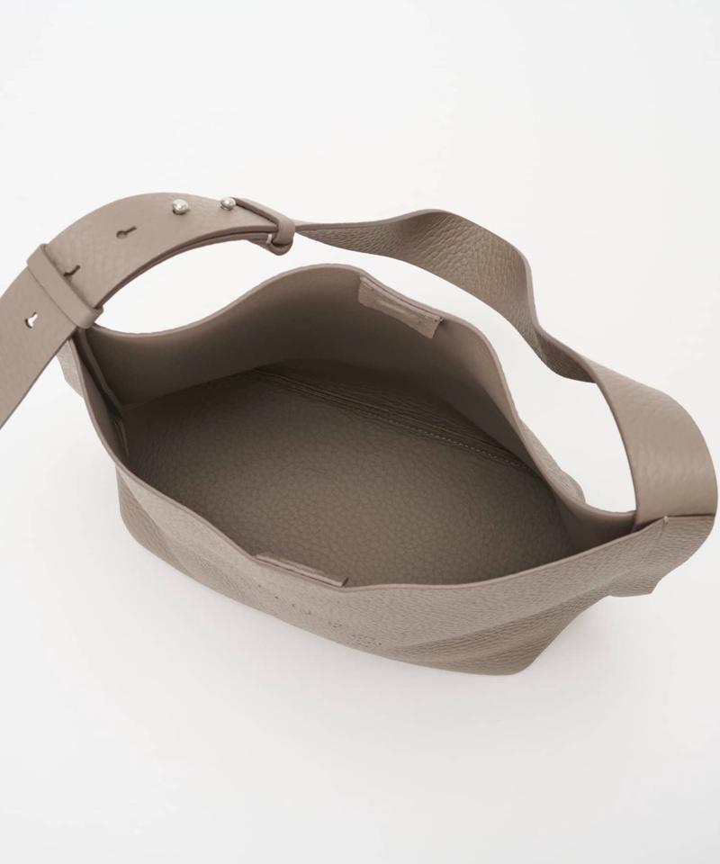 グッシオ ワンハンドルトート ALCE
