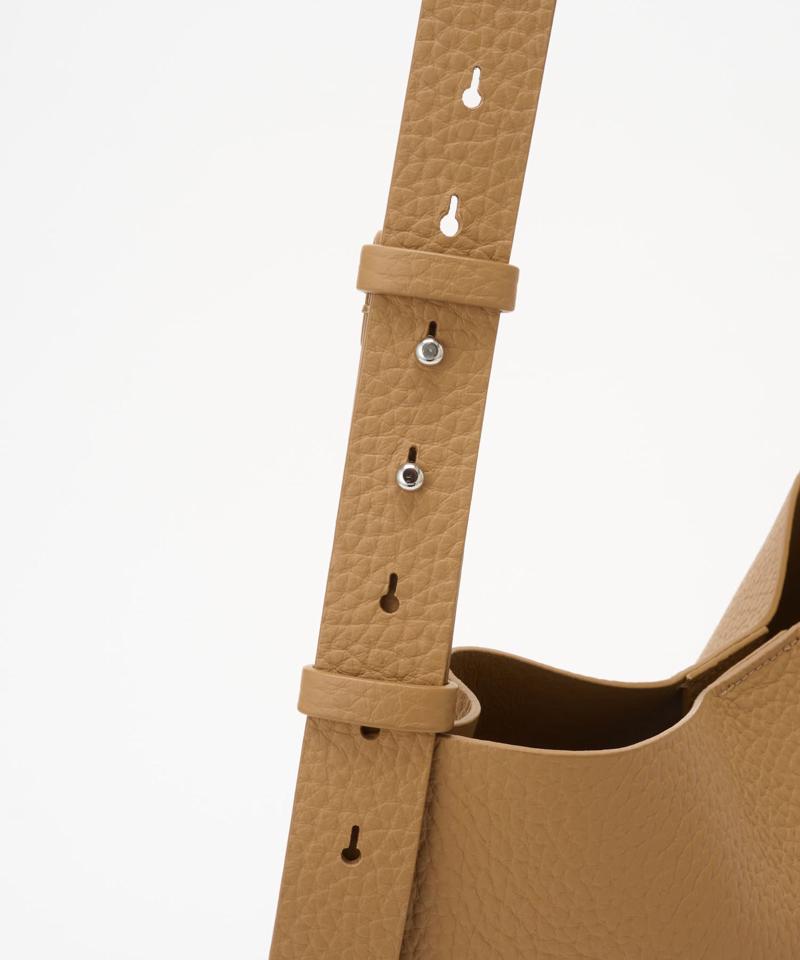 グッシオ ミディアムショルダー ALCE