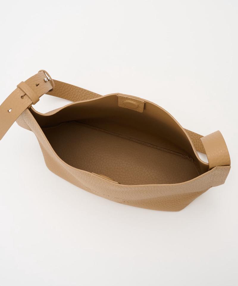 グッシオ ミディアムショルダー ALCE