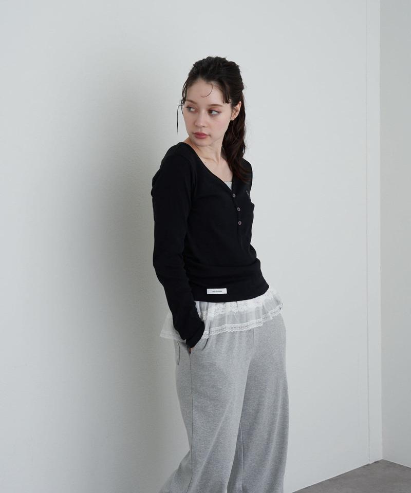 【華奢見えが叶う/追加生産決定】Vネックヘンリー胸刺繍ロングTシャツ