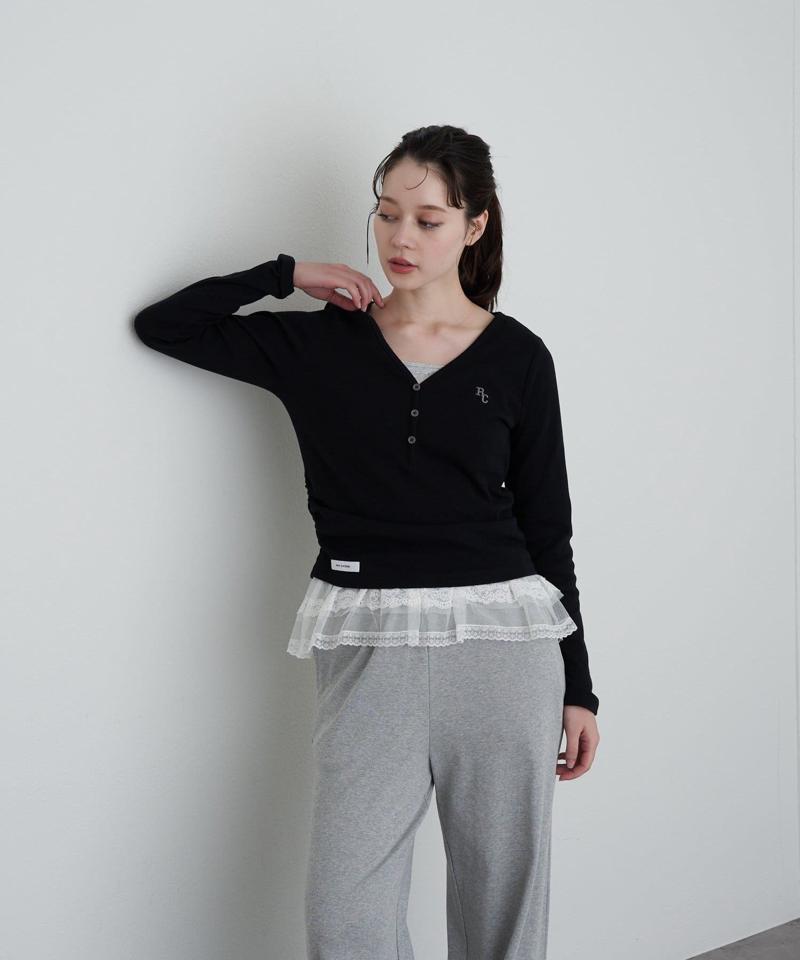 【華奢見えが叶う/追加生産決定】Vネックヘンリー胸刺繍ロングTシャツ