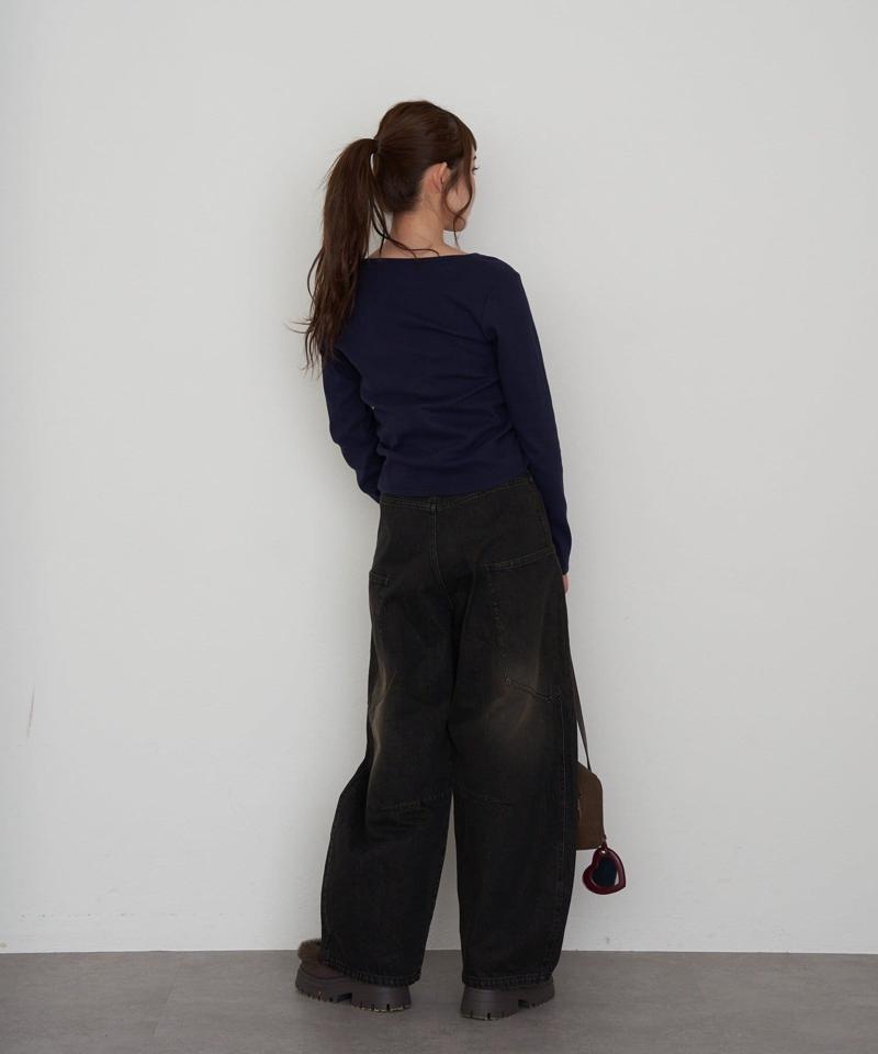 【華奢見えが叶う/追加生産決定】Vネックヘンリー胸刺繍ロングTシャツ