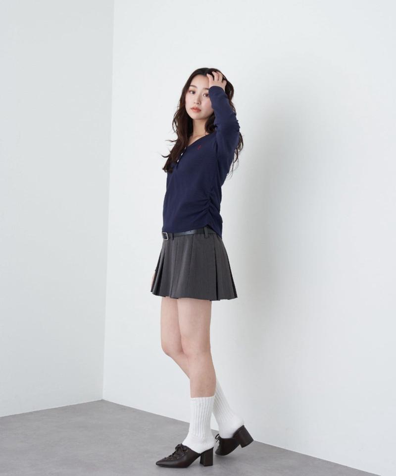 【華奢見えが叶う/追加生産決定】Vネックヘンリー胸刺繍ロングTシャツ