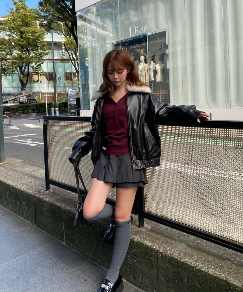 【華奢見えが叶う/追加生産決定】Vネックヘンリー胸刺繍ロングTシャツ