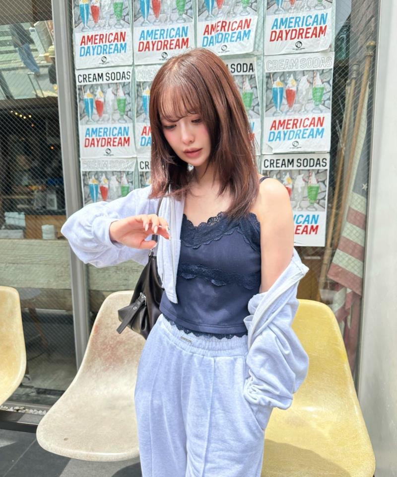 【着回し力抜群な万能アイテム/サイズ展開あり】パット付レースキャミ