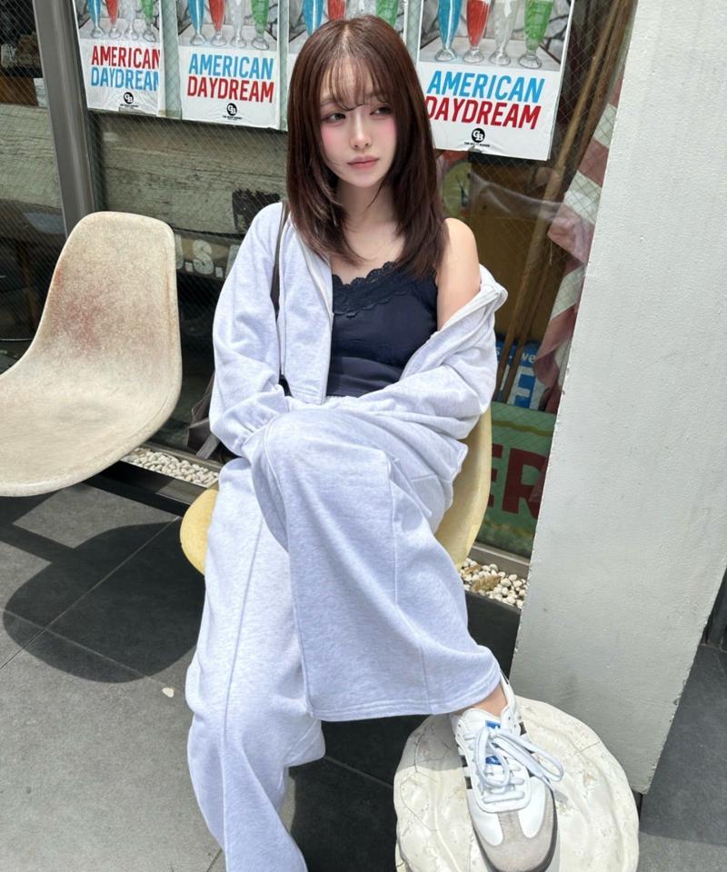 【着回し力抜群な万能アイテム/サイズ展開あり】パット付レースキャミ