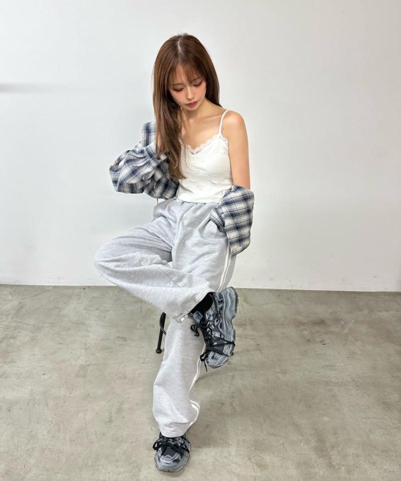 【着回し力抜群な万能アイテム/サイズ展開あり】パット付レースキャミ