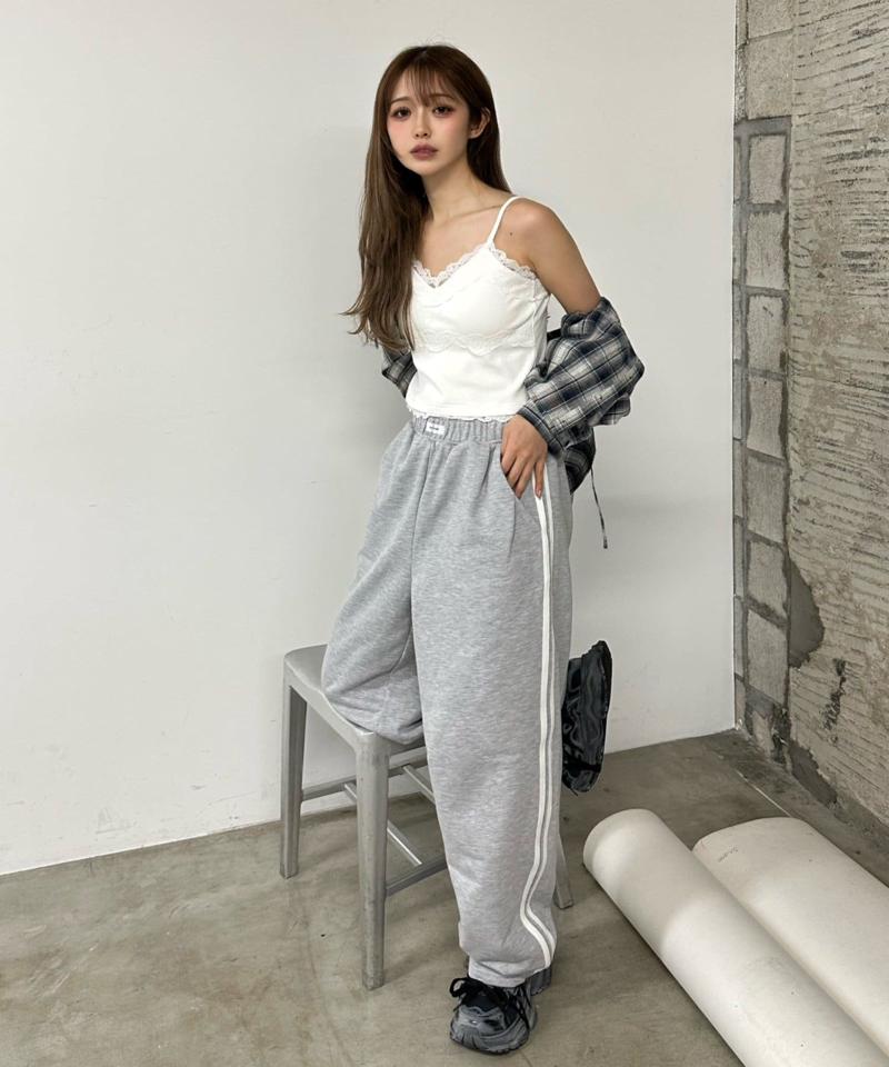 【着回し力抜群な万能アイテム/サイズ展開あり】パット付レースキャミ